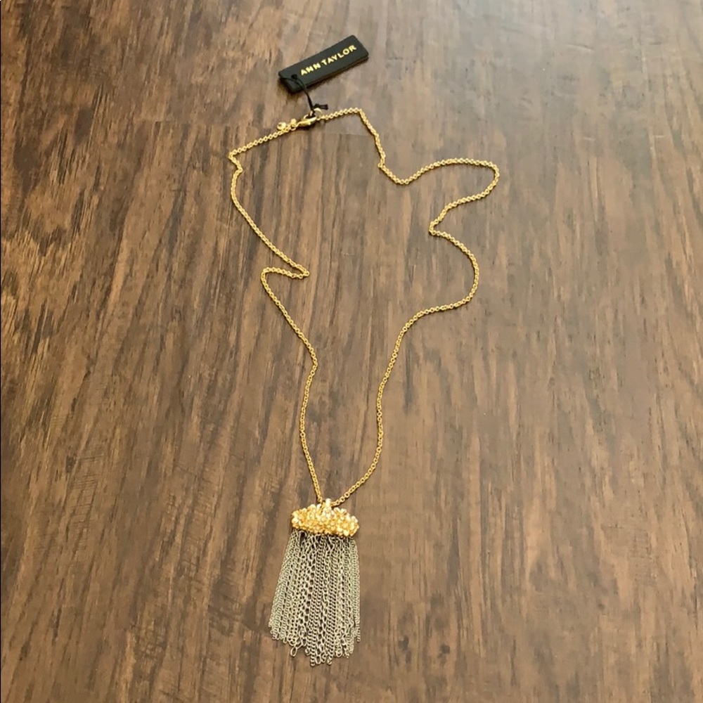 Ann Taylor floral tassel pendant necklace - Picture 2 of 9